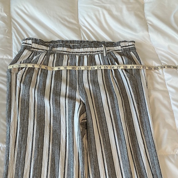 Rewind Black and White Wide Leg Pull On Pant with Vertical Stripes - XL - EUC - Picture 2 of 7
